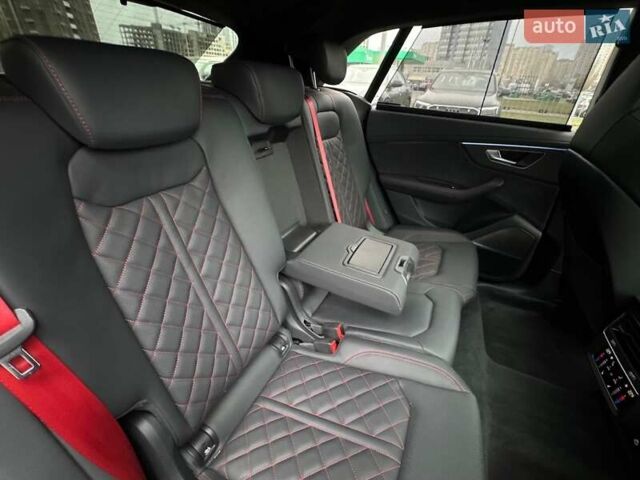 Черный Ауди SQ8, объемом двигателя 4 л и пробегом 9 тыс. км за 128000 $, фото 92 на Automoto.ua