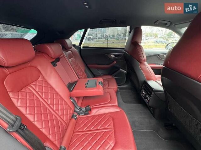 Ауди SQ8 2023 в Киеве на Automoto.ua Черный Ауди SQ8, объемом двигателя 4 л и пробегом 119 тыс. км за 85000 $, фото 76 на Automoto.ua