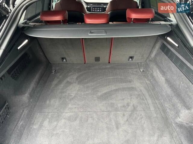 Ауди SQ8 2023 в Киеве на Automoto.ua Черный Ауди SQ8, объемом двигателя 4 л и пробегом 119 тыс. км за 85000 $, фото 14 на Automoto.ua