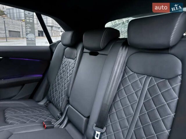 Черный Ауди SQ8, объемом двигателя 4 л и пробегом 42 тыс. км за 104999 $, фото 23 на Automoto.ua