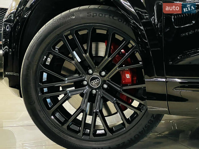 Чорний Ауді SQ8, об'ємом двигуна 4 л та пробігом 9 тис. км за 141999 $, фото 13 на Automoto.ua