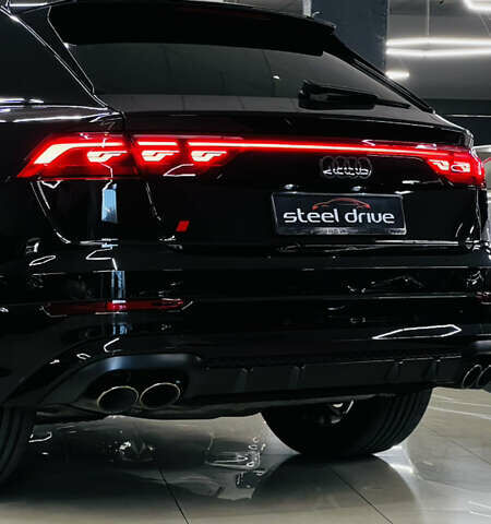 Чорний Ауді SQ8, об'ємом двигуна 4 л та пробігом 9 тис. км за 141999 $, фото 7 на Automoto.ua