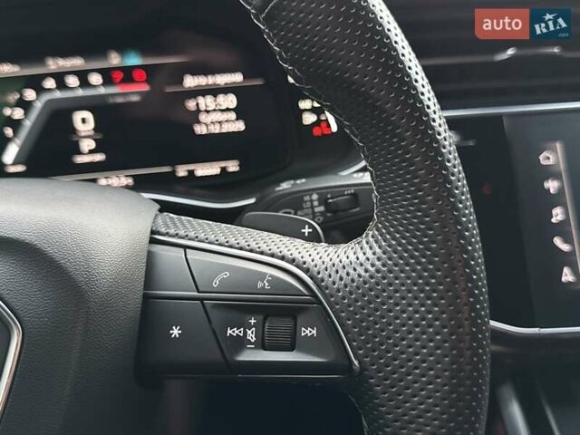Чорний Ауді SQ8, об'ємом двигуна 4 л та пробігом 54 тис. км за 88950 $, фото 110 на Automoto.ua