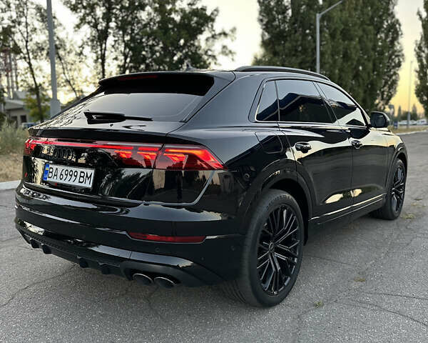 Ауди SQ8 2024 в Кропивницком (Кировограде) на Automoto.ua Черный Ауди SQ8, объемом двигателя 4 л и пробегом 16 тыс. км за 106999 $, фото 2 на Automoto.ua