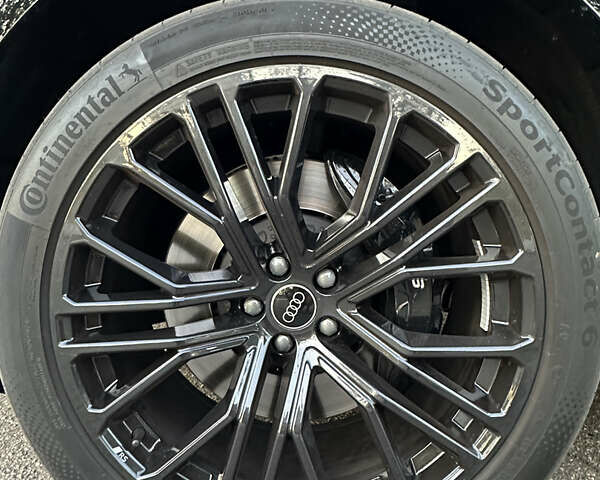 Чорний Ауді SQ8, об'ємом двигуна 4 л та пробігом 16 тис. км за 109000 $, фото 44 на Automoto.ua
