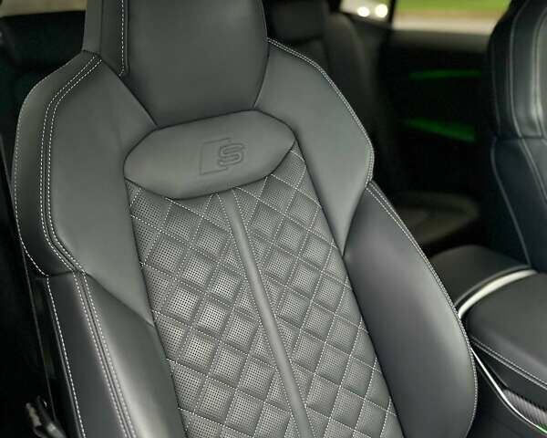 Черный Ауди SQ8, объемом двигателя 4 л и пробегом 14 тыс. км за 119500 $, фото 58 на Automoto.ua