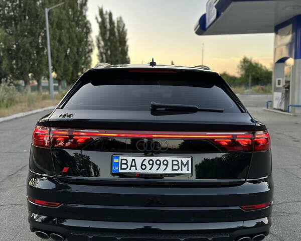 Чорний Ауді SQ8, об'ємом двигуна 4 л та пробігом 16 тис. км за 109000 $, фото 3 на Automoto.ua