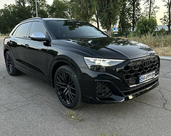 Ауди SQ8 2024 в Кропивницком (Кировограде) на Automoto.ua Черный Ауди SQ8, объемом двигателя 4 л и пробегом 16 тыс. км за 106999 $, фото 22 на Automoto.ua