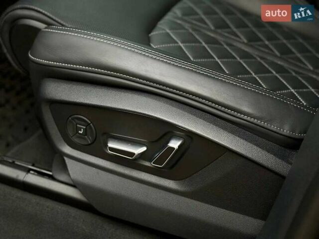 Черный Ауди SQ8, объемом двигателя 4 л и пробегом 14 тыс. км за 119500 $, фото 54 на Automoto.ua