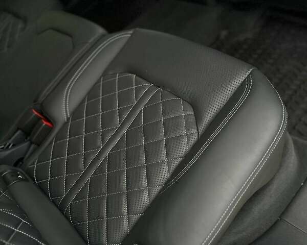 Черный Ауди SQ8, объемом двигателя 4 л и пробегом 14 тыс. км за 119500 $, фото 67 на Automoto.ua