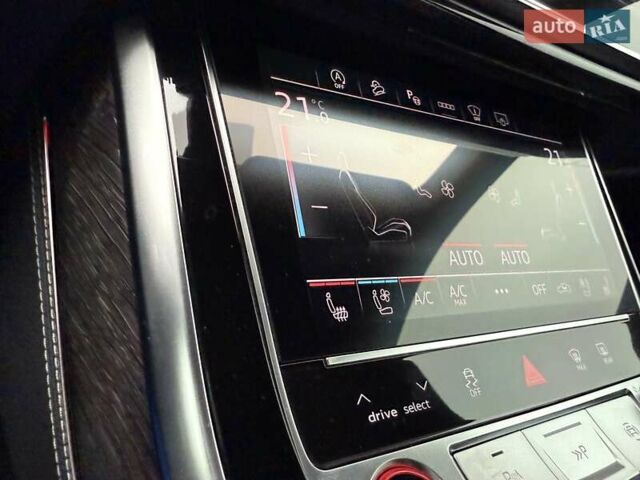 Черный Ауди SQ8, объемом двигателя 4 л и пробегом 1 тыс. км за 144111 $, фото 108 на Automoto.ua