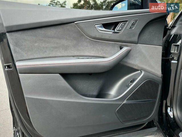 Чорний Ауді SQ8, об'ємом двигуна 4 л та пробігом 7 тис. км за 135000 $, фото 43 на Automoto.ua