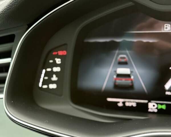 Чорний Ауді SQ8, об'ємом двигуна 4 л та пробігом 1 тис. км за 144222 $, фото 1 на Automoto.ua