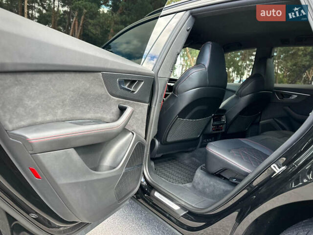 Чорний Ауді SQ8, об'ємом двигуна 4 л та пробігом 7 тис. км за 135000 $, фото 63 на Automoto.ua