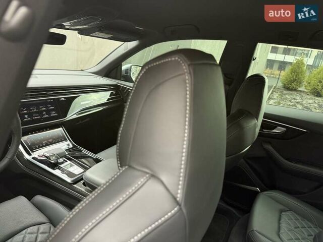 Чорний Ауді SQ8, об'ємом двигуна 4 л та пробігом 1 тис. км за 144222 $, фото 30 на Automoto.ua