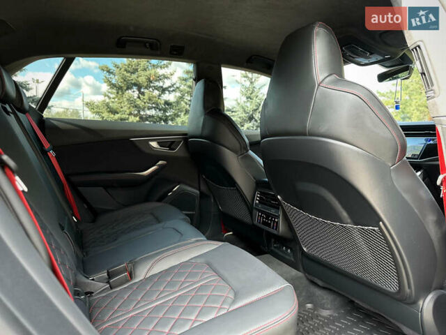 Чорний Ауді SQ8, об'ємом двигуна 4 л та пробігом 7 тис. км за 135000 $, фото 83 на Automoto.ua