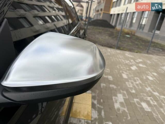 Чорний Ауді SQ8, об'ємом двигуна 4 л та пробігом 1 тис. км за 144222 $, фото 15 на Automoto.ua