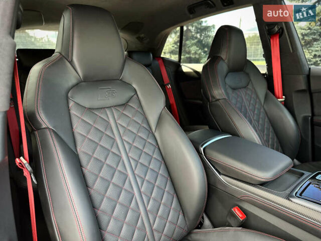 Чорний Ауді SQ8, об'ємом двигуна 4 л та пробігом 7 тис. км за 135000 $, фото 80 на Automoto.ua