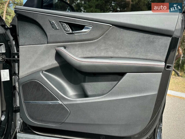 Чорний Ауді SQ8, об'ємом двигуна 4 л та пробігом 7 тис. км за 135000 $, фото 74 на Automoto.ua