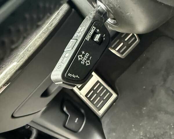 Черный Ауди SQ8, объемом двигателя 4 л и пробегом 1 тыс. км за 144111 $, фото 119 на Automoto.ua