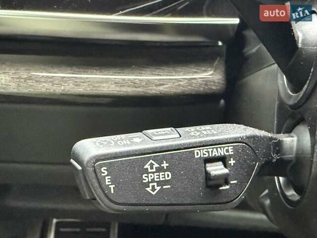 Чорний Ауді SQ8, об'ємом двигуна 4 л та пробігом 1 тис. км за 144222 $, фото 43 на Automoto.ua