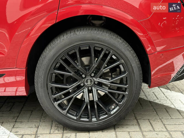 Красный Ауди SQ8, объемом двигателя 4 л и пробегом 5 тыс. км за 93000 $, фото 11 на Automoto.ua