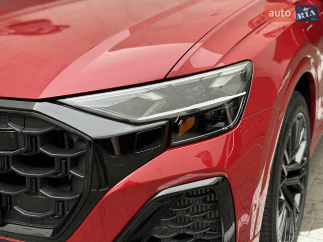 Красный Ауди SQ8, объемом двигателя 4 л и пробегом 5 тыс. км за 93000 $, фото 2 на Automoto.ua