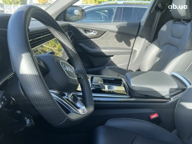 Ауди SQ8, объемом двигателя 4 л и пробегом 47 тыс. км за 101833 $, фото 6 на Automoto.ua