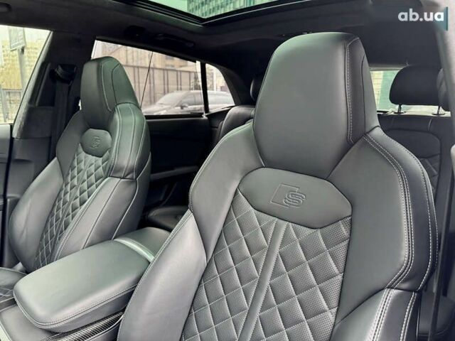 Ауди SQ8, объемом двигателя 4 л и пробегом 63 тыс. км за 75900 $, фото 22 на Automoto.ua
