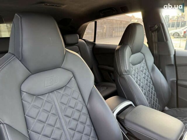 Ауді SQ8, об'ємом двигуна 4 л та пробігом 42 тис. км за 104999 $, фото 28 на Automoto.ua