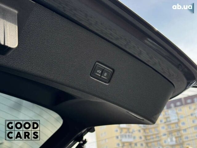 Ауди SQ8, объемом двигателя 4 л и пробегом 15 тыс. км за 122000 $, фото 17 на Automoto.ua