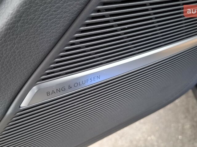 купить новое авто Ауди SQ8 2025 года от официального дилера Порше Захід Ауди фото