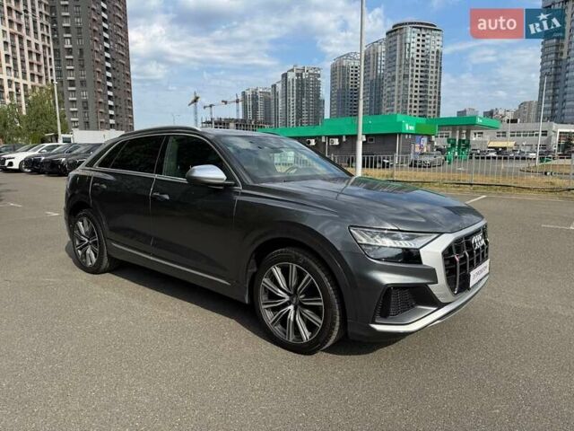 Серый Ауди SQ8, объемом двигателя 4 л и пробегом 180 тыс. км за 69300 $, фото 6 на Automoto.ua