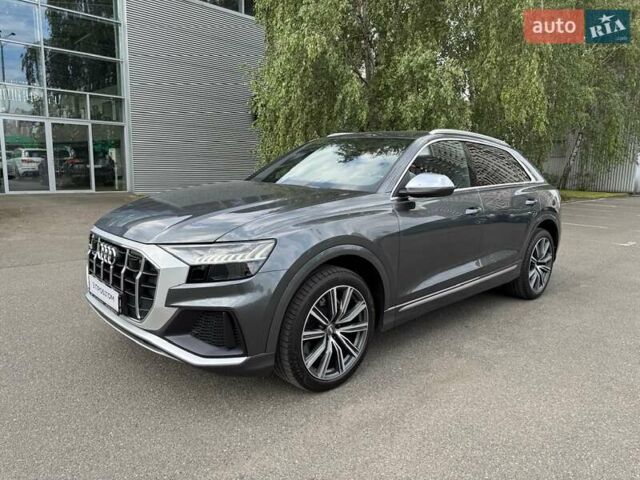 Серый Ауди SQ8, объемом двигателя 4 л и пробегом 180 тыс. км за 69300 $, фото 86 на Automoto.ua