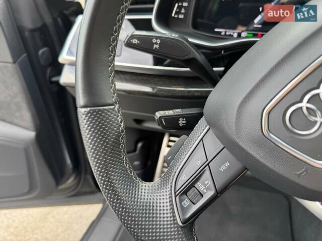 Серый Ауди SQ8, объемом двигателя 4 л и пробегом 180 тыс. км за 69300 $, фото 36 на Automoto.ua