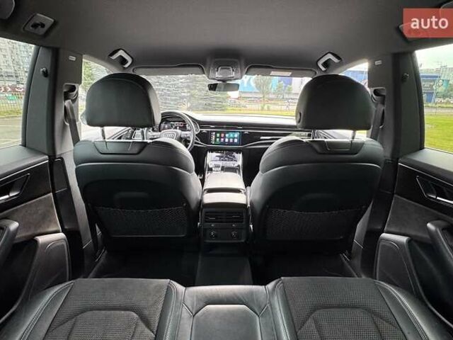 Серый Ауди SQ8, объемом двигателя 4 л и пробегом 180 тыс. км за 69300 $, фото 19 на Automoto.ua