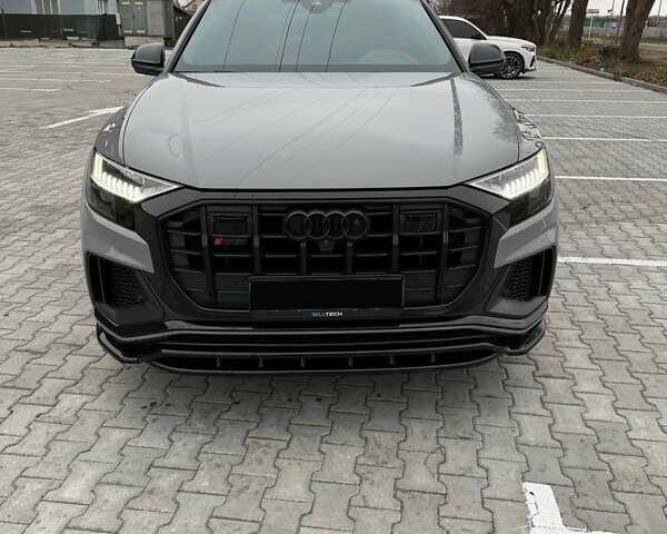 Серый Ауди SQ8, объемом двигателя 4 л и пробегом 93 тыс. км за 90000 $, фото 8 на Automoto.ua