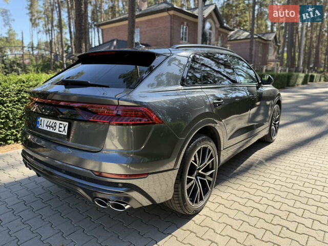 Серый Ауди SQ8, объемом двигателя 4 л и пробегом 130 тыс. км за 79700 $, фото 4 на Automoto.ua