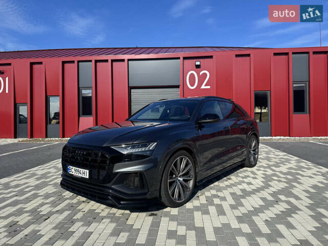 Серый Ауди SQ8, объемом двигателя 4 л и пробегом 92 тыс. км за 83400 $, фото 3 на Automoto.ua