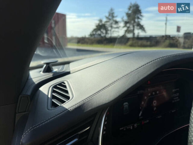 Серый Ауди SQ8, объемом двигателя 4 л и пробегом 92 тыс. км за 83400 $, фото 15 на Automoto.ua