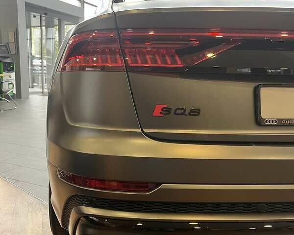 Серый Ауди SQ8, объемом двигателя 4 л и пробегом 34 тыс. км за 93000 $, фото 15 на Automoto.ua