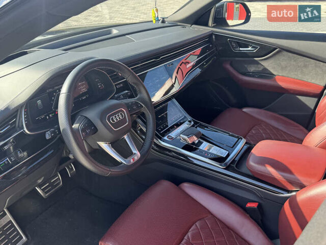 Серый Ауди SQ8, объемом двигателя 4 л и пробегом 92 тыс. км за 83400 $, фото 11 на Automoto.ua