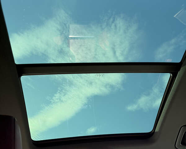 Серый Ауди SQ8, объемом двигателя 4 л и пробегом 92 тыс. км за 83400 $, фото 18 на Automoto.ua