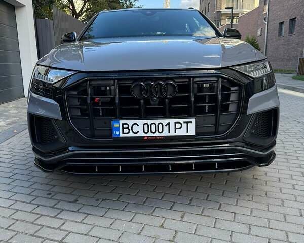 Ауди SQ8 2022 в Львове на Automoto.ua Серый Ауди SQ8, объемом двигателя 4 л и пробегом 40 тыс. км за 92000 $, фото 1 на Automoto.ua