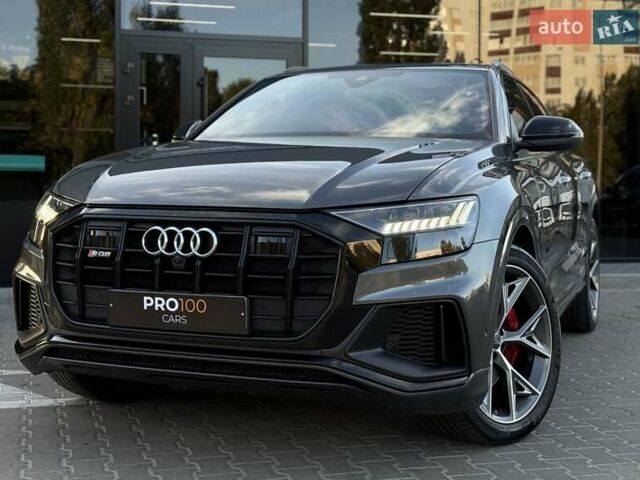 Серый Ауди SQ8, объемом двигателя 4 л и пробегом 92 тыс. км за 82000 $, фото 1 на Automoto.ua