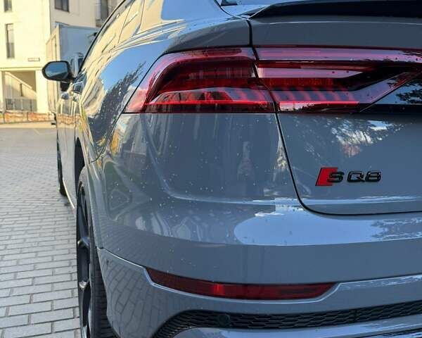 Ауди SQ8 2022 в Львове на Automoto.ua Серый Ауди SQ8, объемом двигателя 4 л и пробегом 40 тыс. км за 92000 $, фото 6 на Automoto.ua