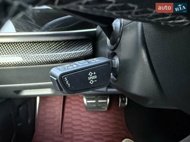 Серый Ауди SQ8, объемом двигателя 4 л и пробегом 49 тыс. км за 92000 $, фото 57 на Automoto.ua