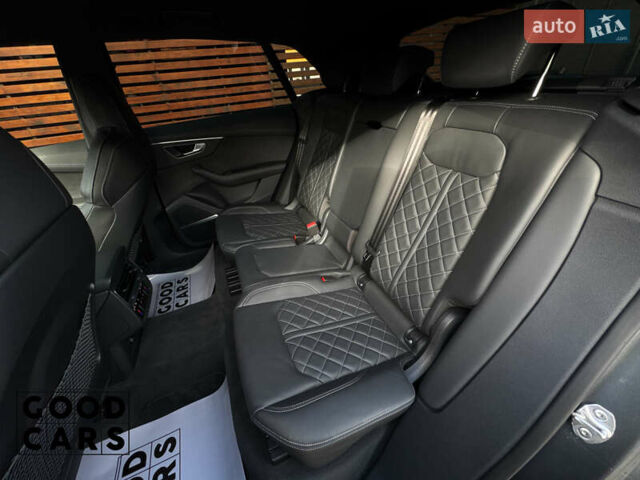Серый Ауди SQ8, объемом двигателя 4 л и пробегом 15 тыс. км за 120000 $, фото 29 на Automoto.ua