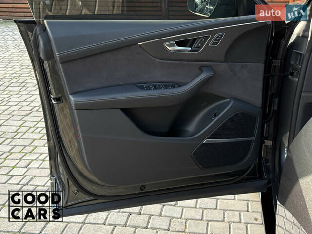 Серый Ауди SQ8, объемом двигателя 4 л и пробегом 15 тыс. км за 120000 $, фото 19 на Automoto.ua