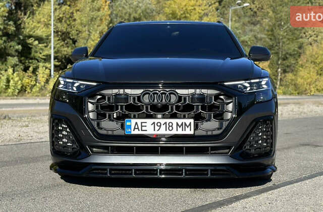 Серый Ауди SQ8, объемом двигателя 4 л и пробегом 31 тыс. км за 109000 $, фото 5 на Automoto.ua